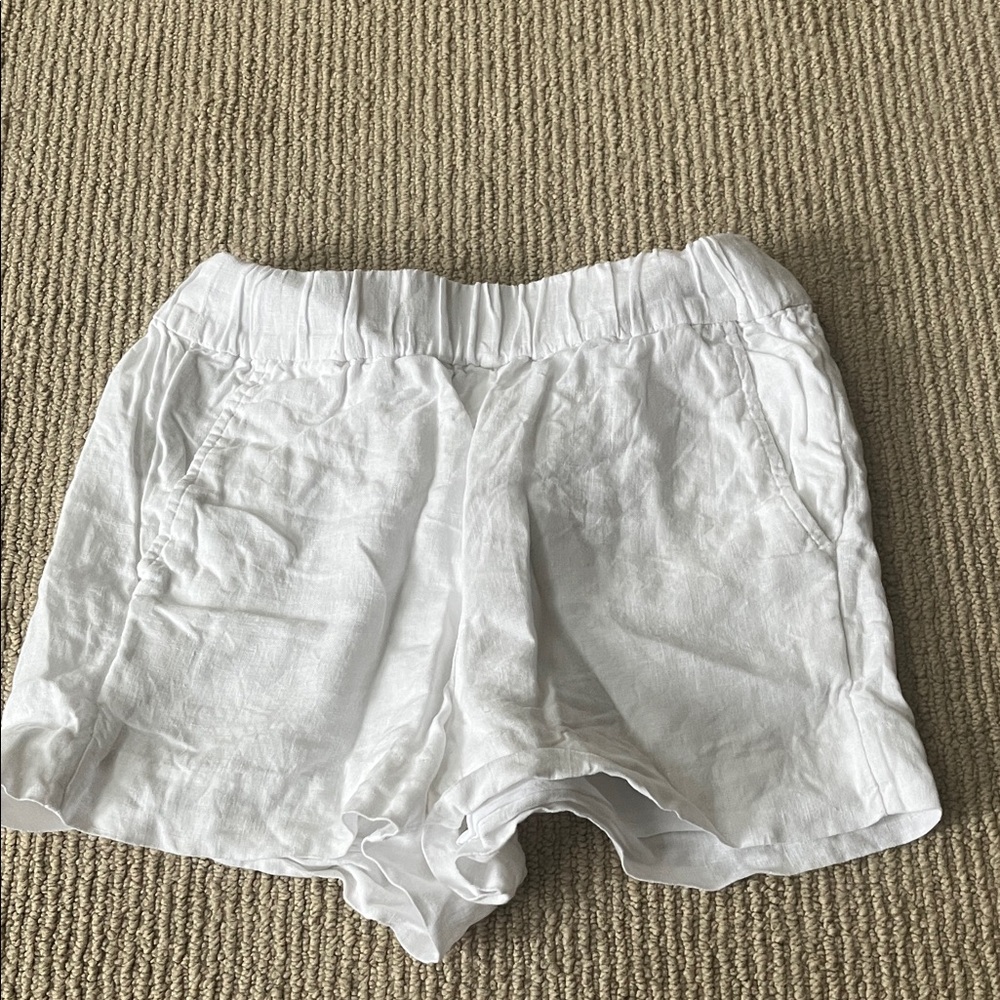 Casual Women's White Linen-Blend Elastic Waist Shorts
